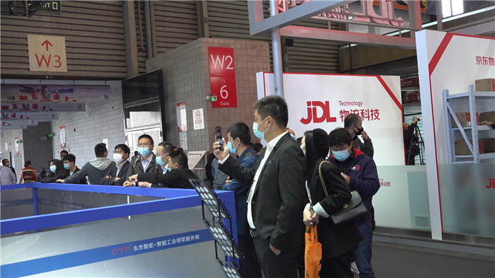 Öйú×ðÁú¼¯ÍÅ