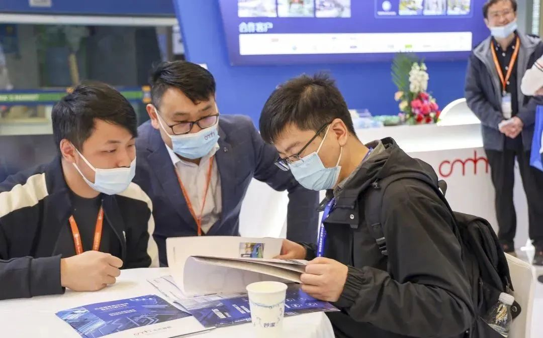 Öйú×ðÁú¼¯ÍÅ